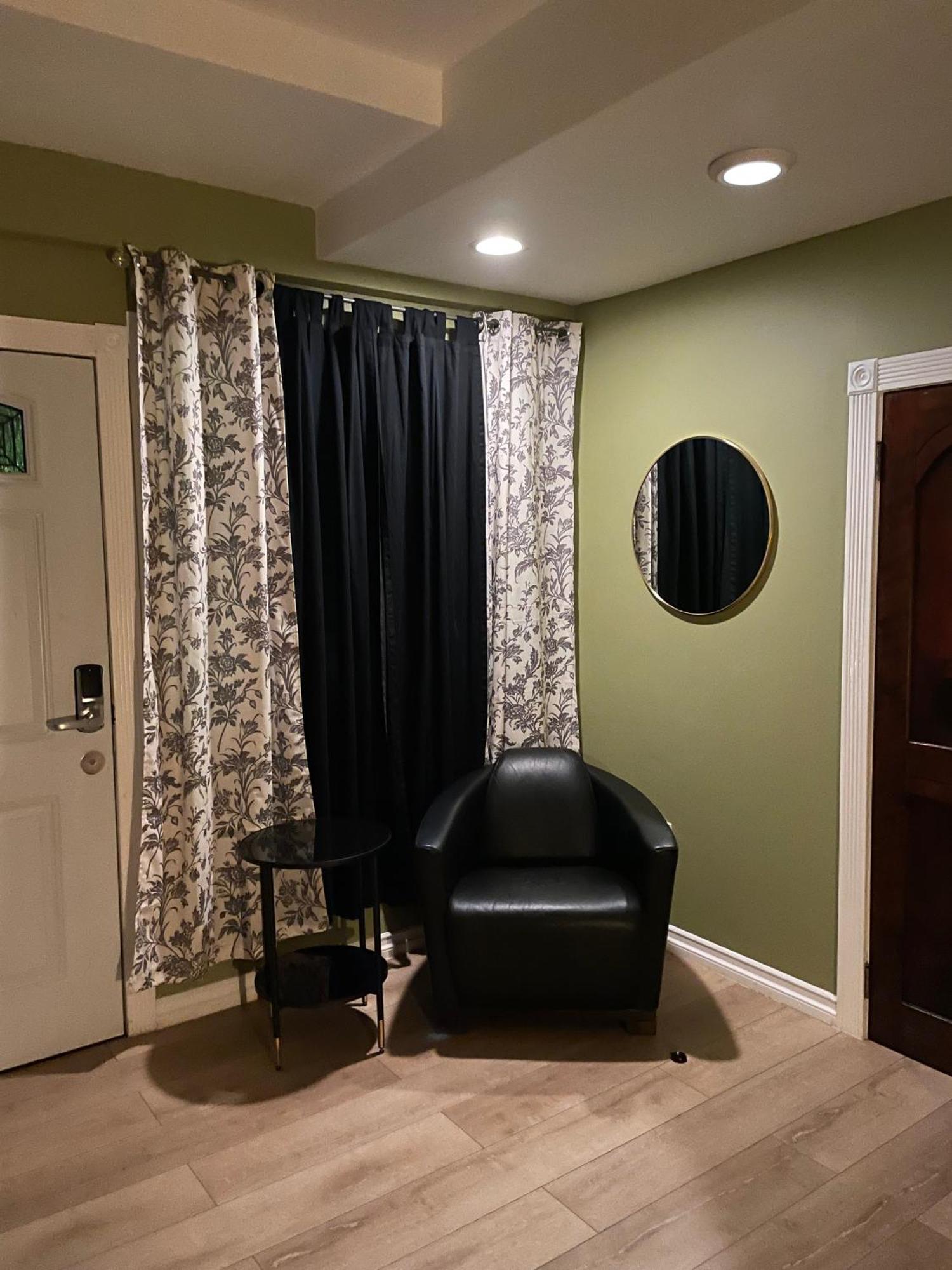 Private Room W/ Private Full Bathroom & Wifi & Ac & Shared Kitchen In 洛杉矶 外观 照片